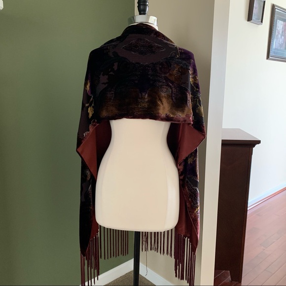 lord and taylor shawls